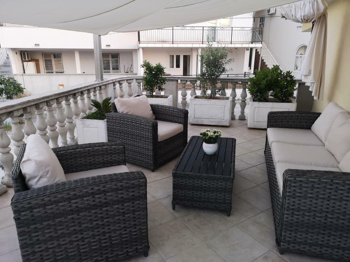 Apartments Bago Trogir Oda fotoğraf